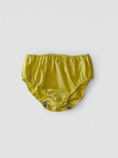 【MID】NO.4 MUSTARD 夏の光に映える、どこかヘルシーで大人っぽいマスタード。
