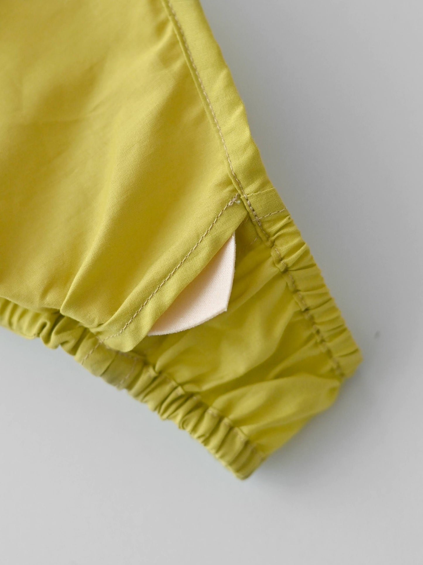 NO.4 MUSTARD BRA 夏の光に映える、どこかヘルシーで大人っぽいマスタード。