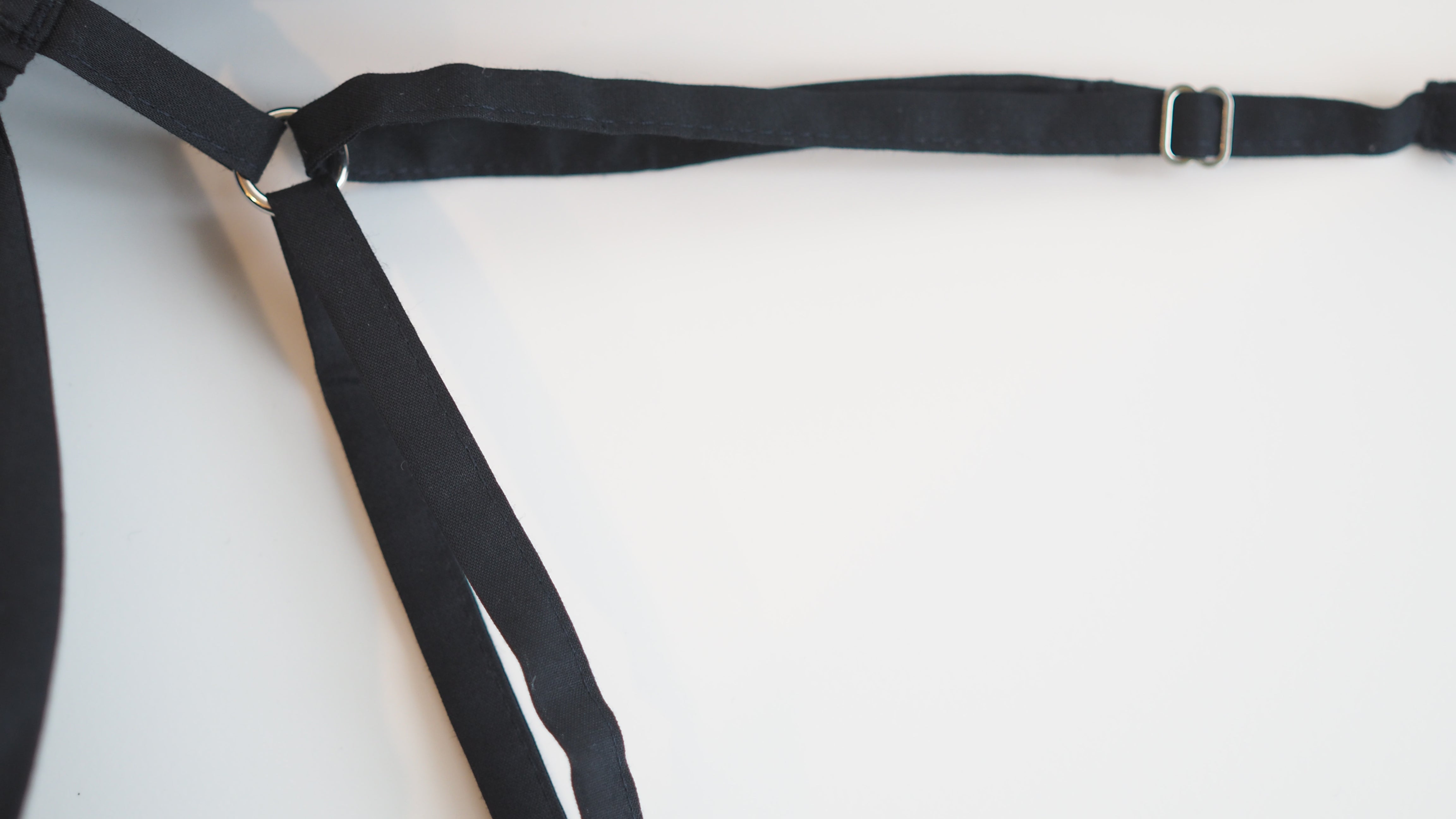 期間限定値下げ・トーカイ・Toaki＜Works・55＞日本製 カフェオレカラーなミシンが欲しい オシャレ！